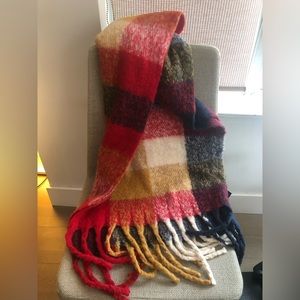 “SOLD” LITTLE BURGUNDY scarf